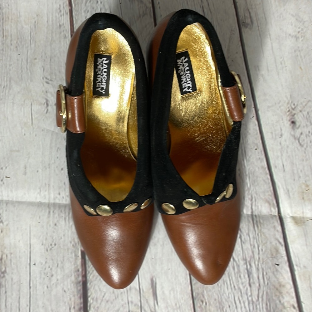 Bootie style shoe
